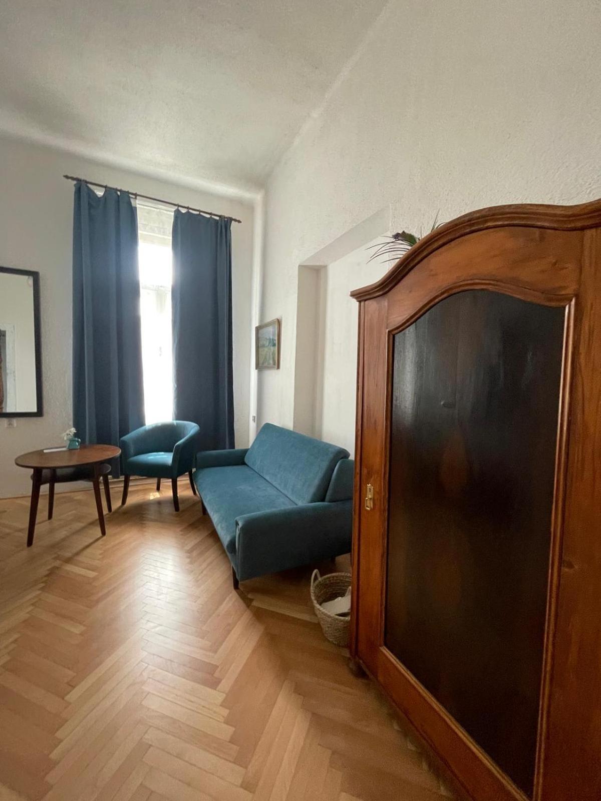 Hostel Moravia Ostrava Quarto foto